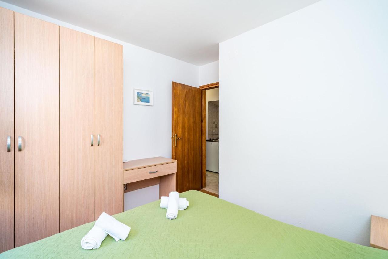 Central Apartment With Terrace ドゥブロブニク エクステリア 写真