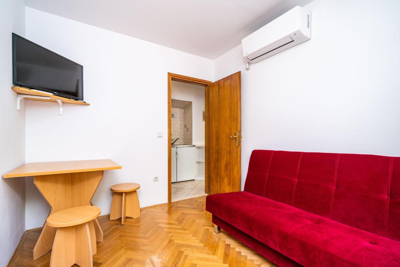 Central Apartment With Terrace ドゥブロブニク エクステリア 写真