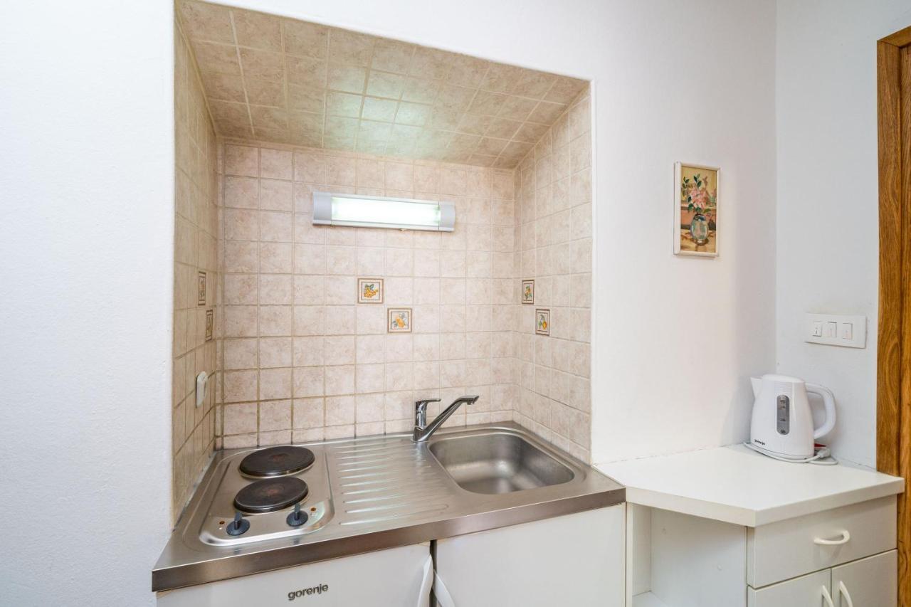 Central Apartment With Terrace ドゥブロブニク エクステリア 写真