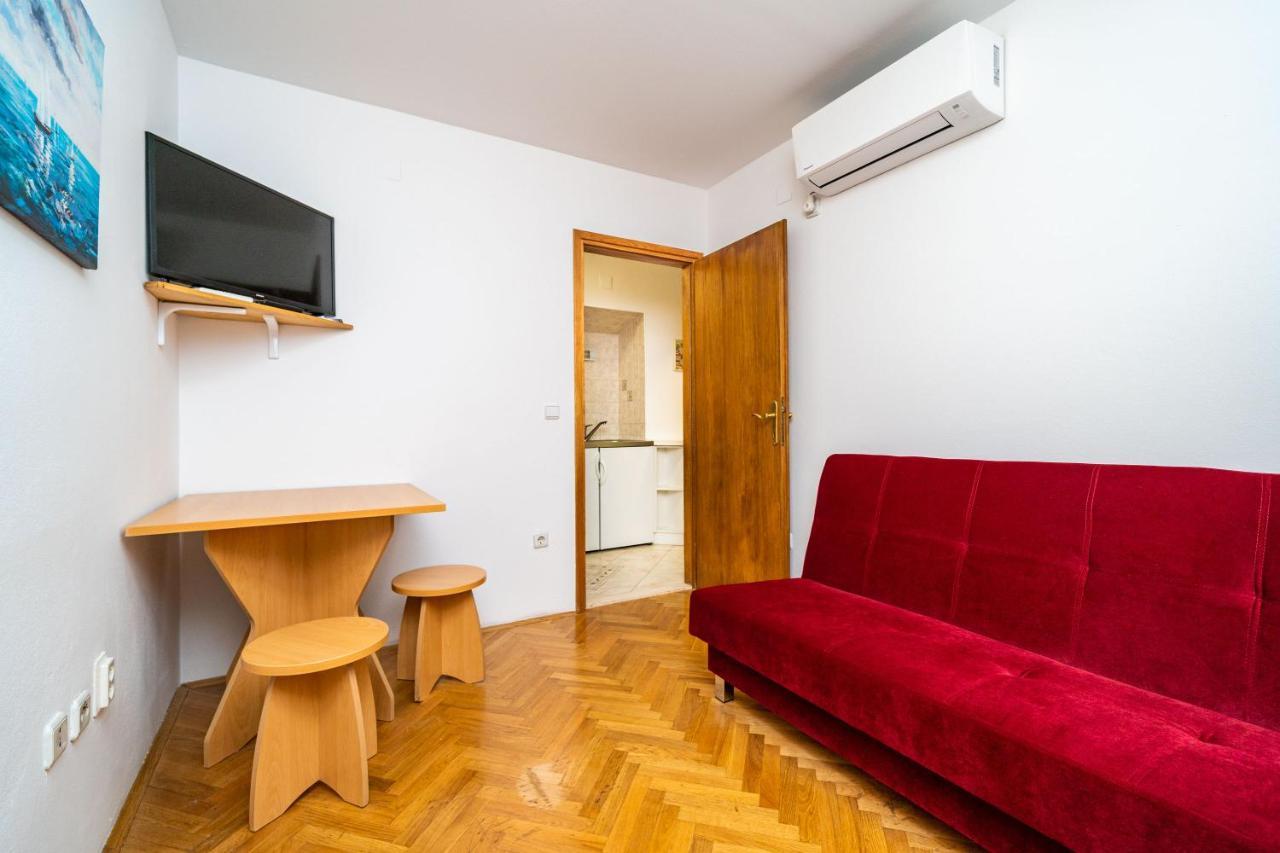 Central Apartment With Terrace ドゥブロブニク エクステリア 写真